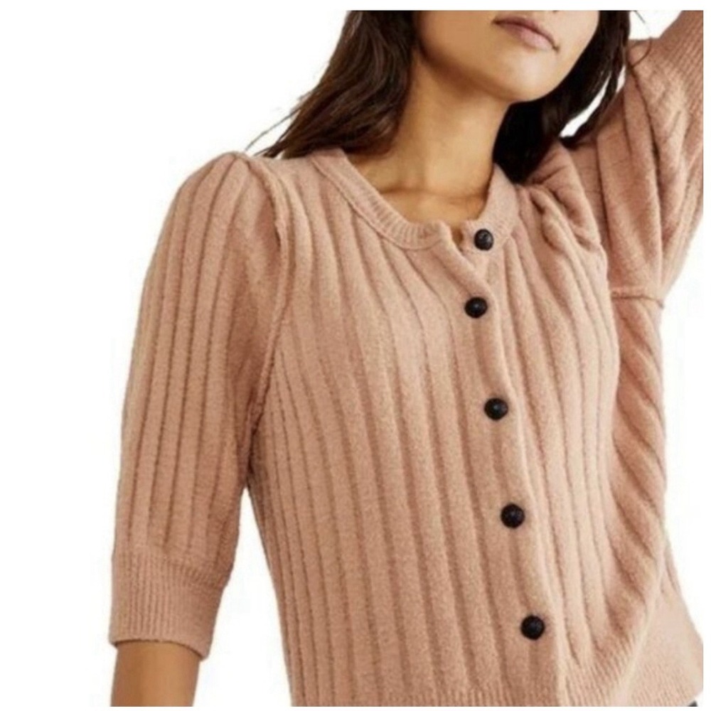 Free People  Cafe  Cream Button Front‎ Cropped Cardigan Sweater  Size Small